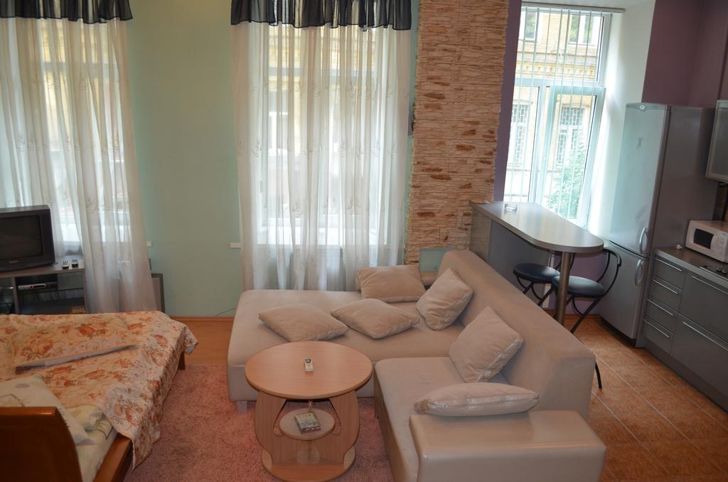 Chapayev Apartments Kiev Rom bilde