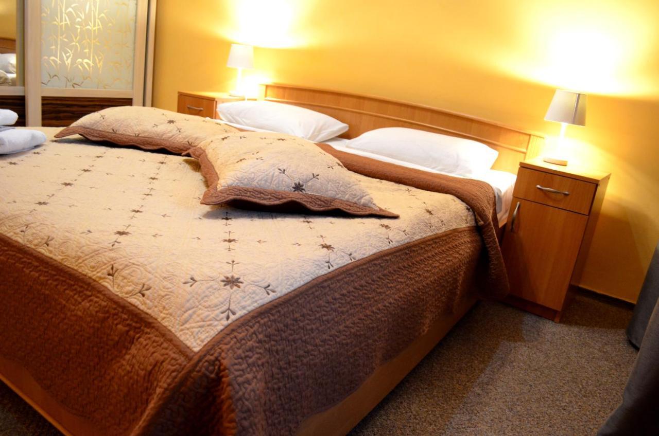 Chapayev Apartments Kiev Eksteriør bilde